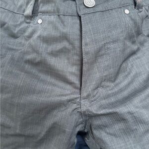 Women’s 686 ski/board pants-excellent condition also comfortable and warm.